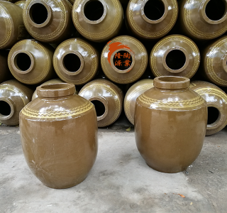 30斤陶瓷小酒壇